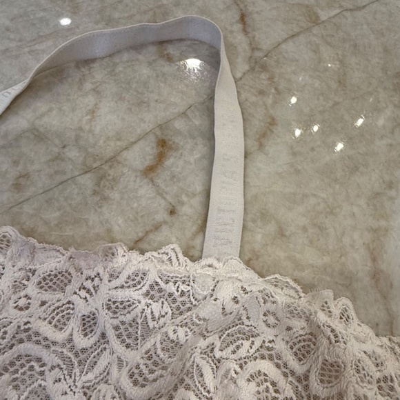 Victoria's Secret Lacy Sexy Bralette; RN54867; Crème; Size Small - Picture 9 of 11